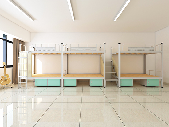 使用上下床鐵床前，要確保安全性