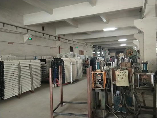 你見過鐵架床生產(chǎn)車間嗎？